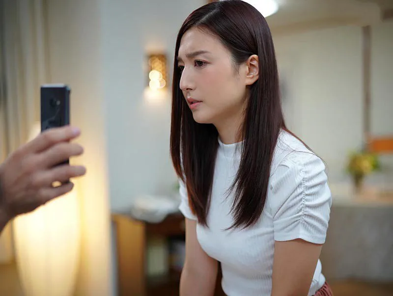 Bà xã "đi ngoài" bị người chồng bắt quả tang và cái kết jav